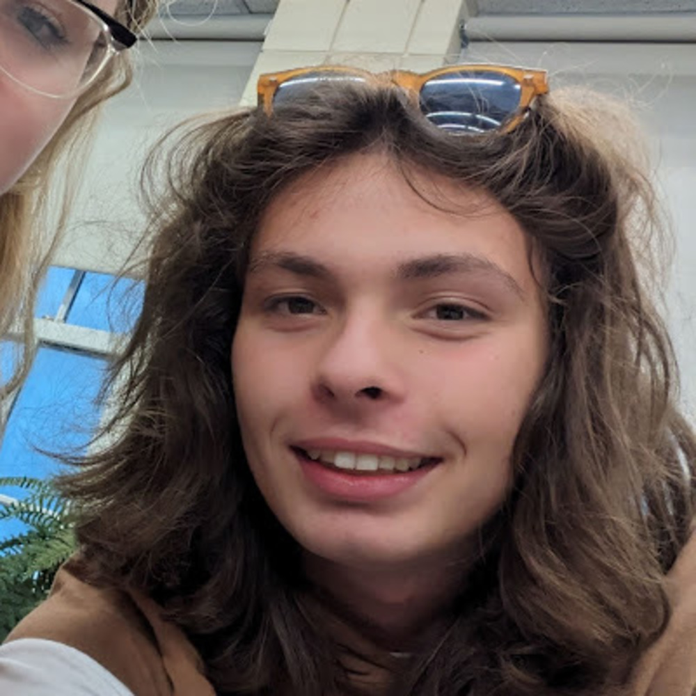 Meet your Posher, Jonathan